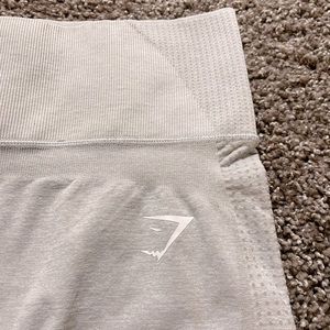 Gymshark gray high waisted leggings, rounded ankle